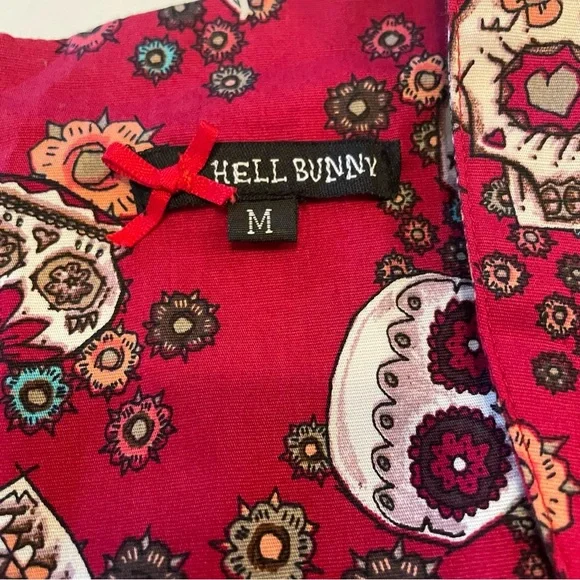 Hell Bunny Sugar Skull print dress. Size M. Sweetheart neck. Back zipper. Used. - Picture 6 of 13